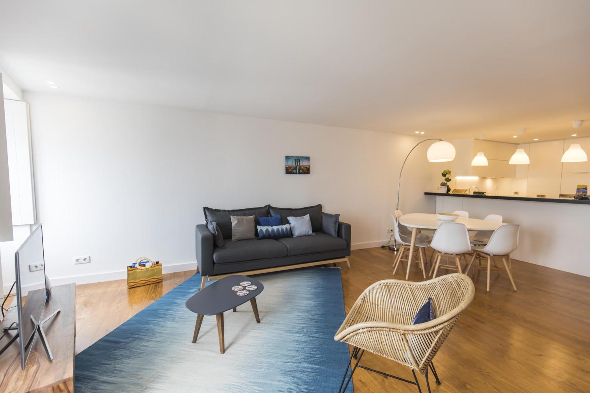 Lovely Duplex W Balcony Lizbona