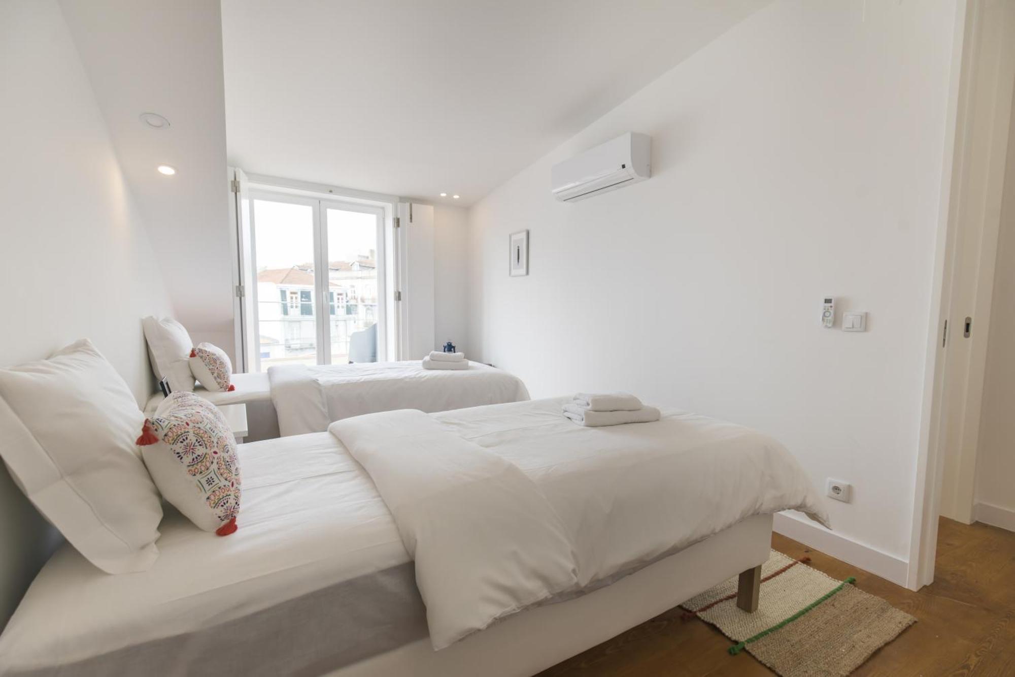 Lovely Duplex W Balcony Apartament *