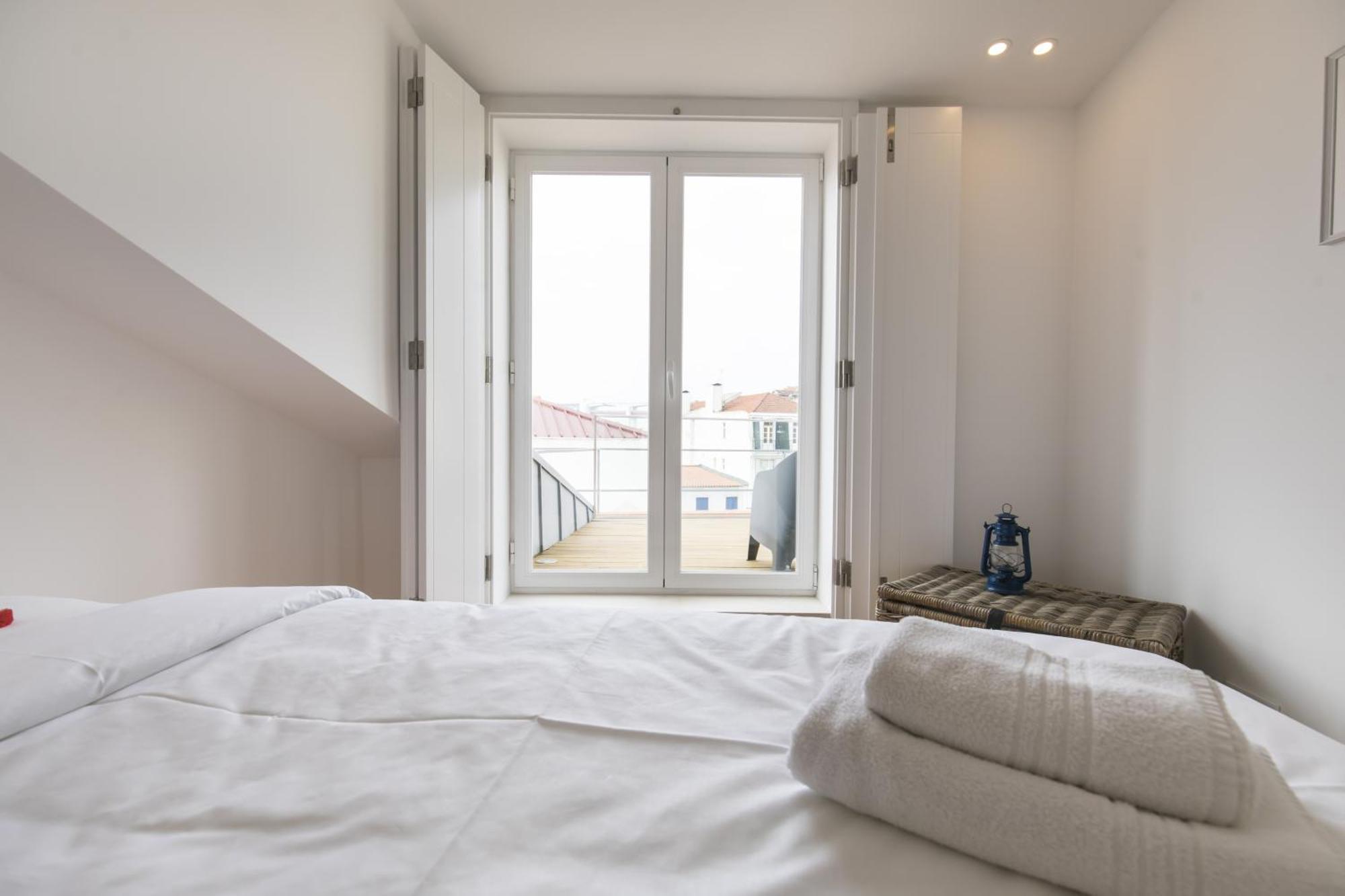 Apartament Lovely Duplex W Balcony Lizbona