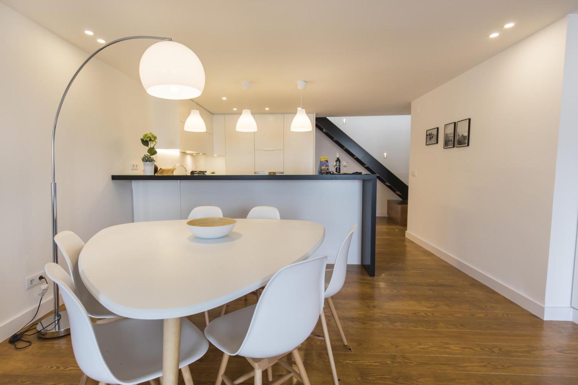 Apartament Lovely Duplex W Balcony Lizbona