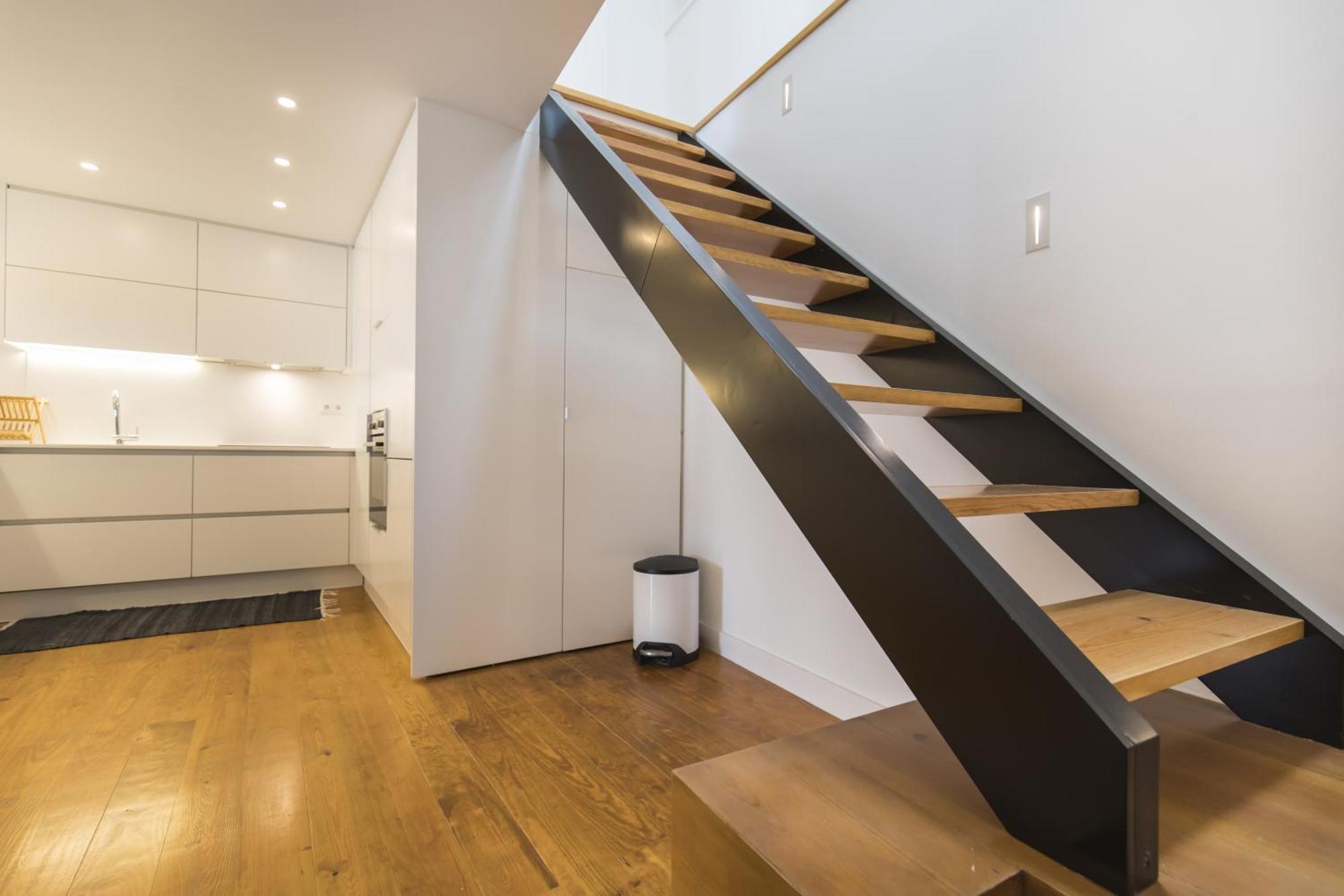 Apartament Lovely Duplex W Balcony Lizbona
