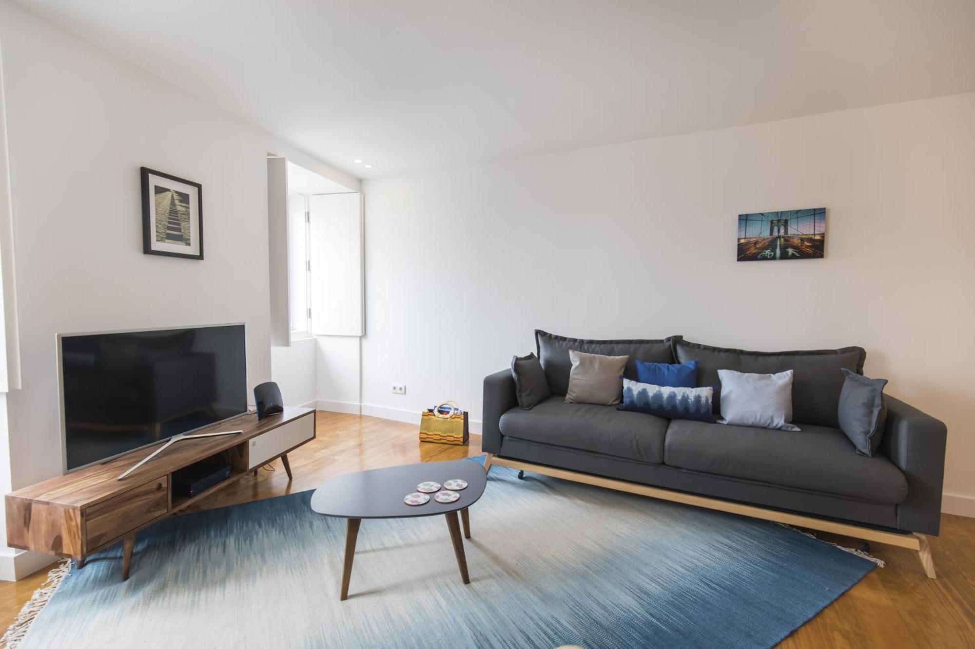 Lovely Duplex W Balcony Apartament *