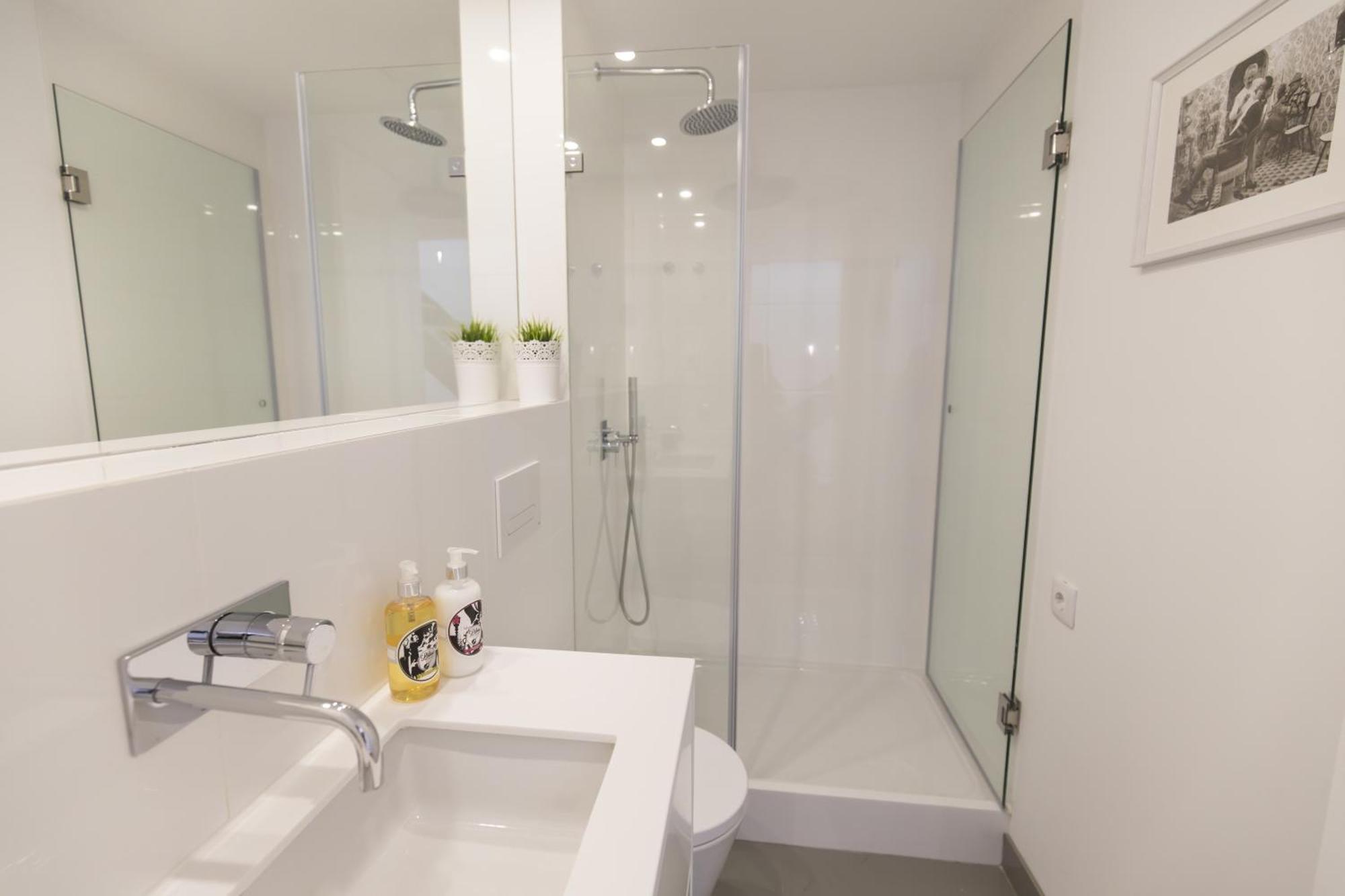 Apartament Lovely Duplex W Balcony Lizbona